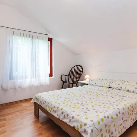 Two-bedroom In Daire Kruševo