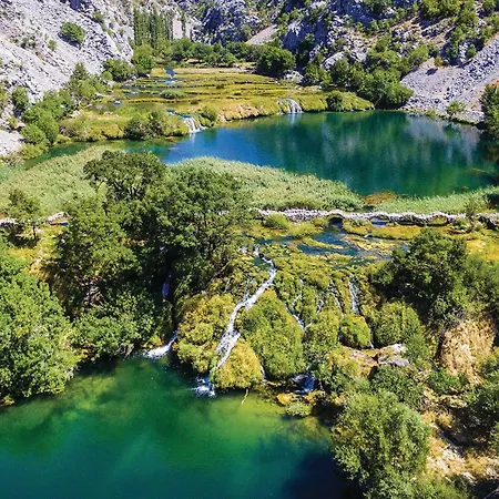 Two-bedroom In Apartman *